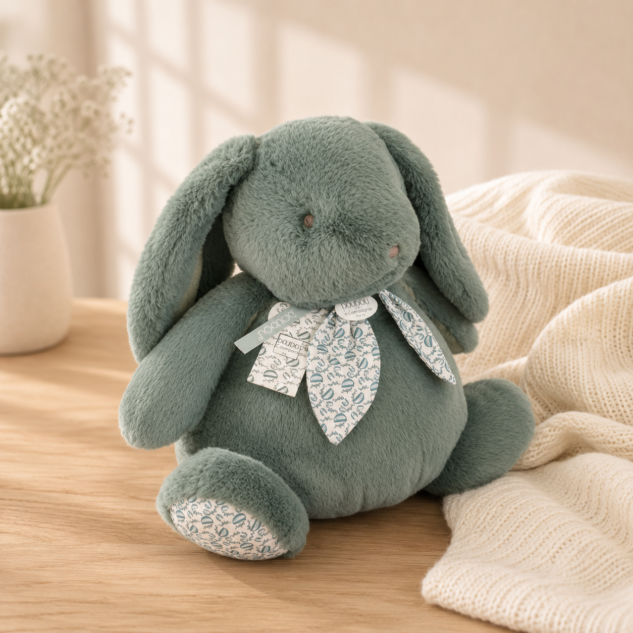Doudou Giant Green Rabbit | Doudou et Compagnie